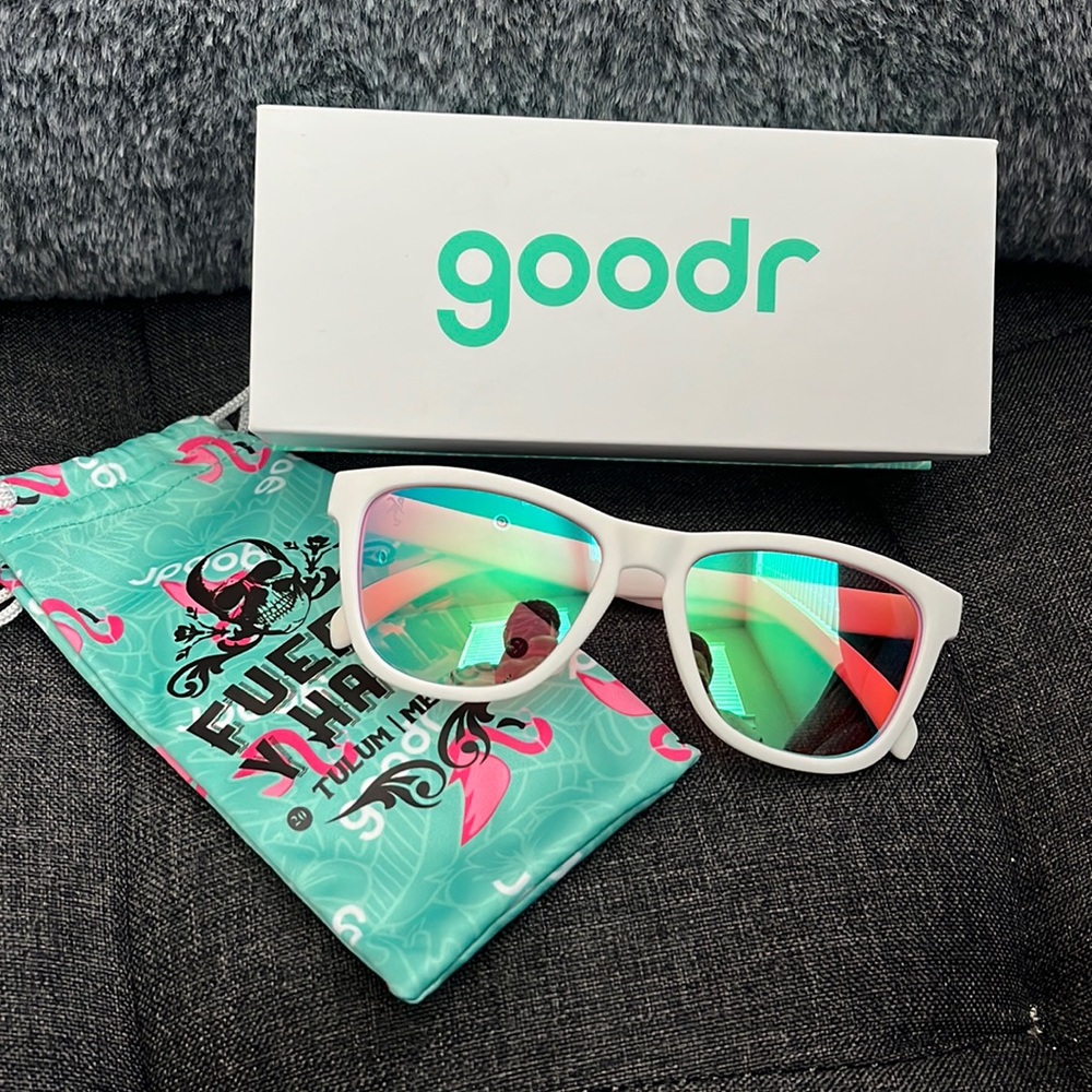 GoodR Au Revoir sunglasses NEW